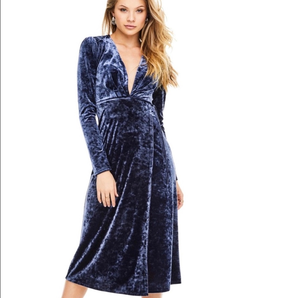 Elegant Blue Velvet Dress